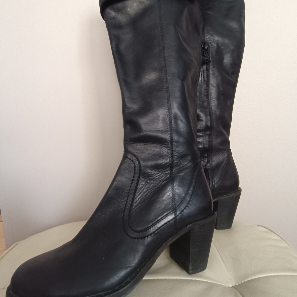Modern Vintage Black Over the Knee Boots - Picture 6 of 15